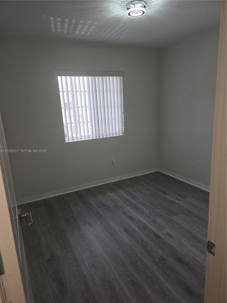 1141 NW 208th Ter photo 16