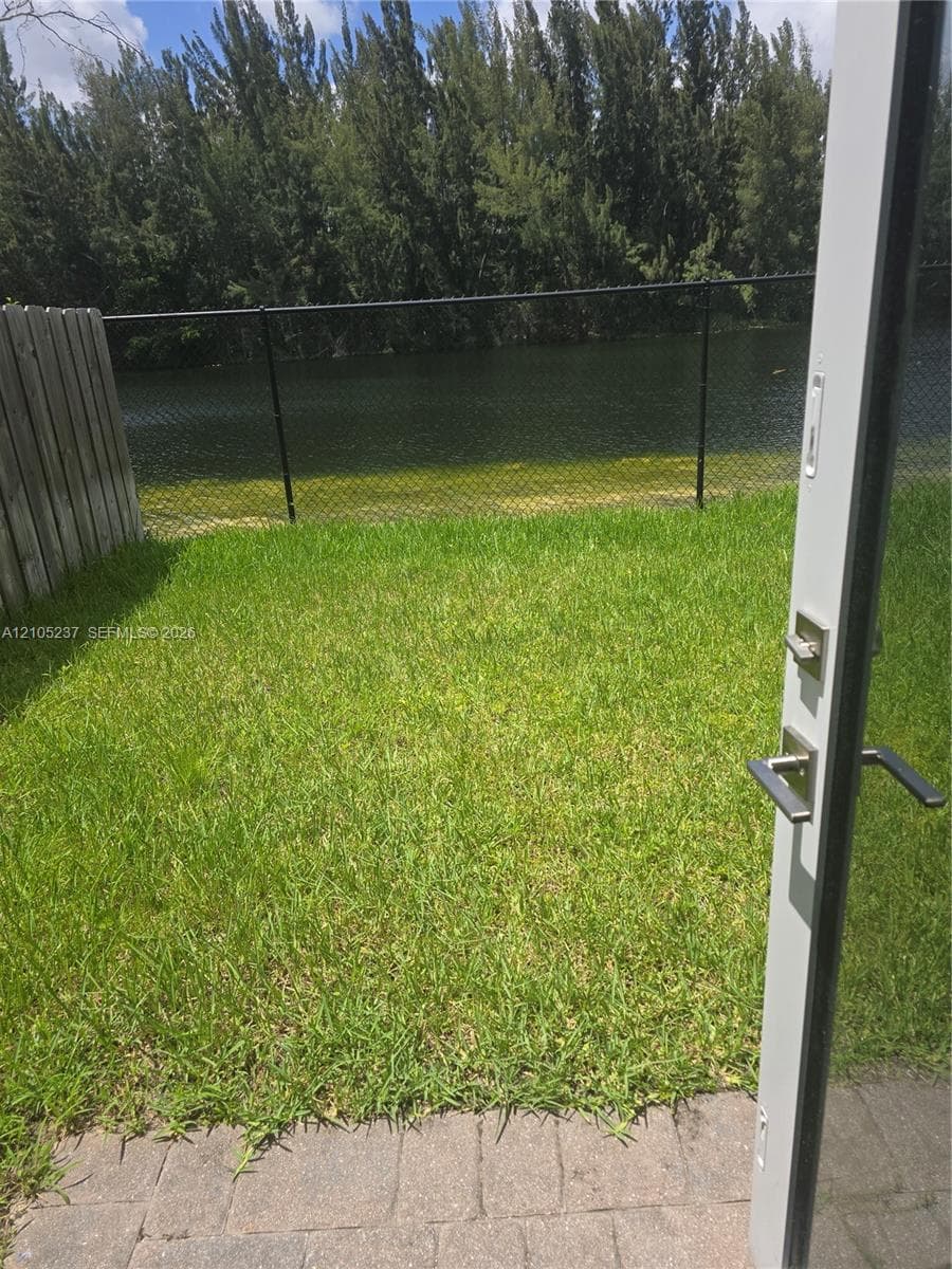 1141 NW 208th Ter photo 32