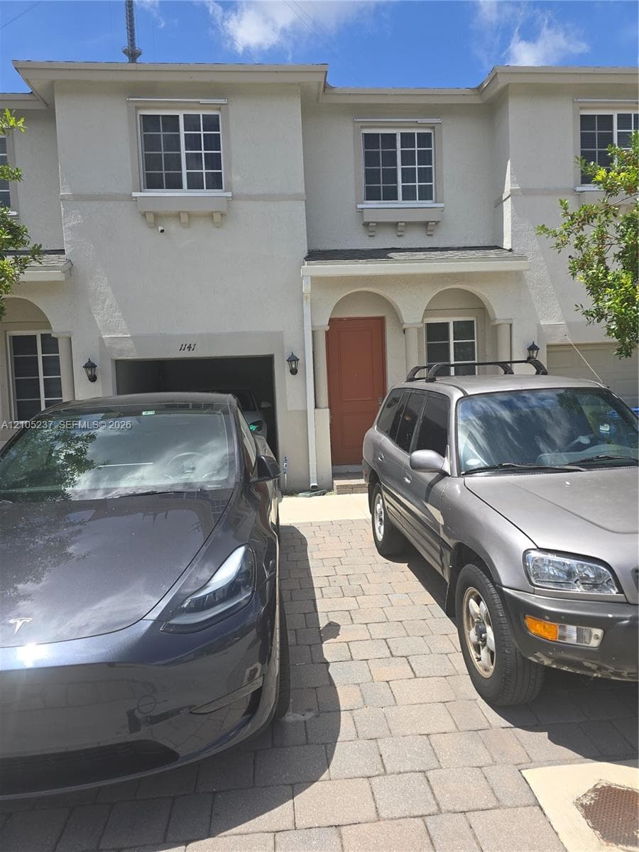 1141 NW 208th Ter photo 1