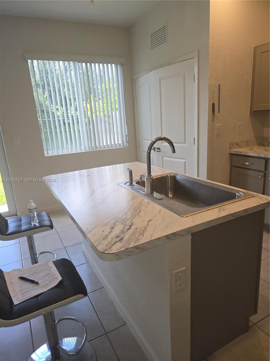 1141 NW 208th Ter photo 5