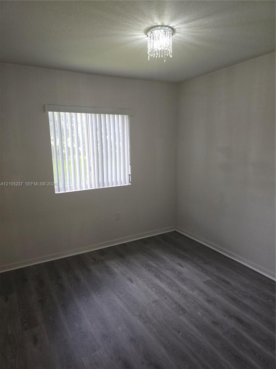 1141 NW 208th Ter photo 20