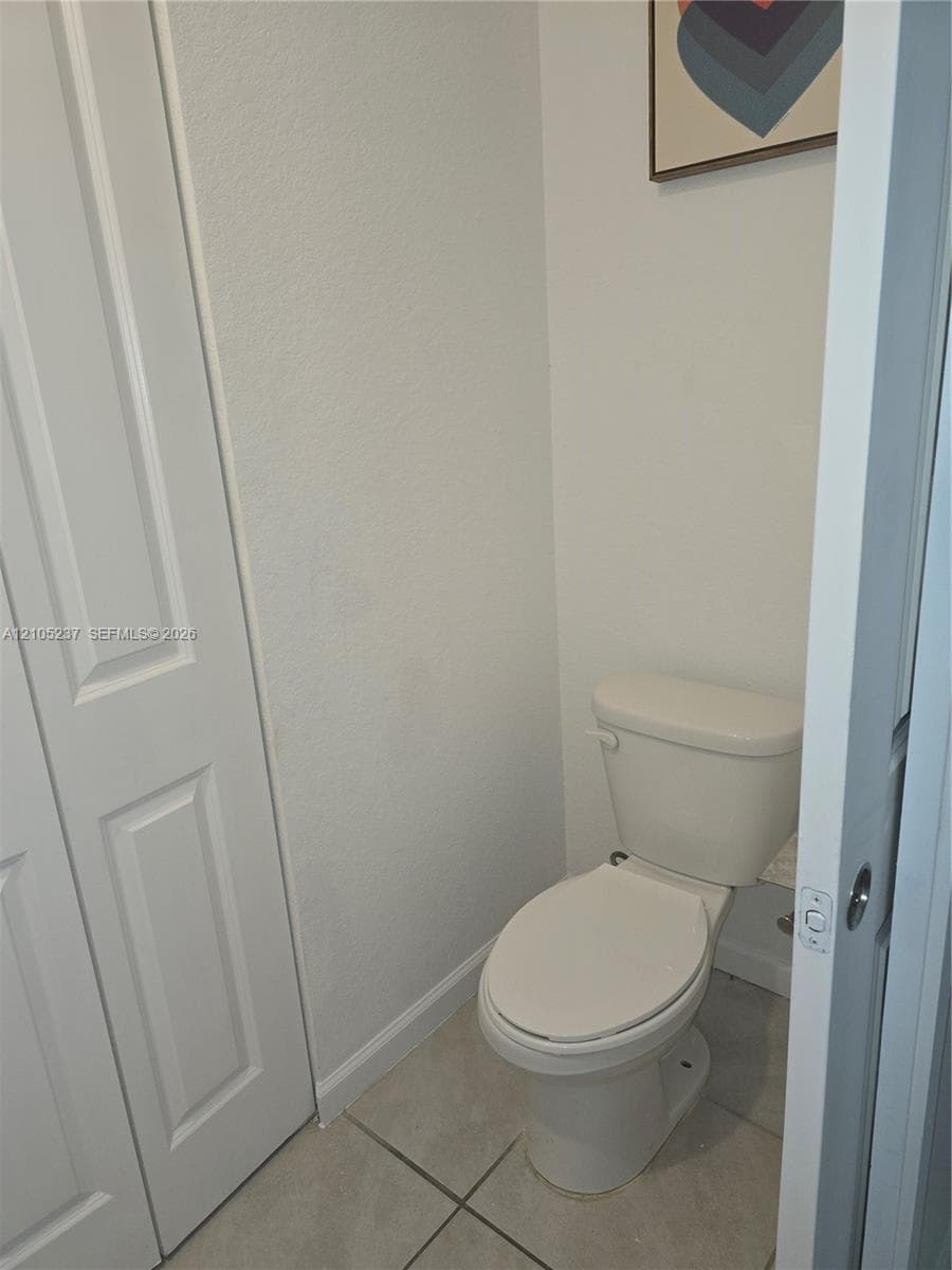 1141 NW 208th Ter photo 8