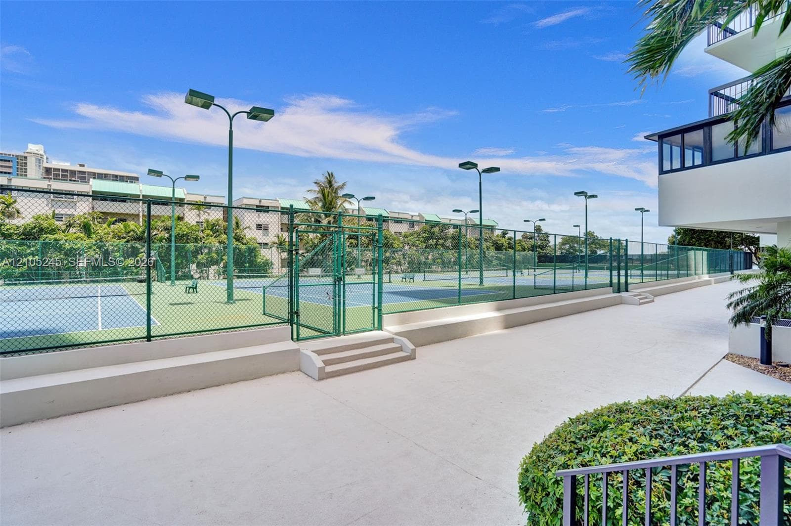 5 Tennis & Pickle Ball Courts
