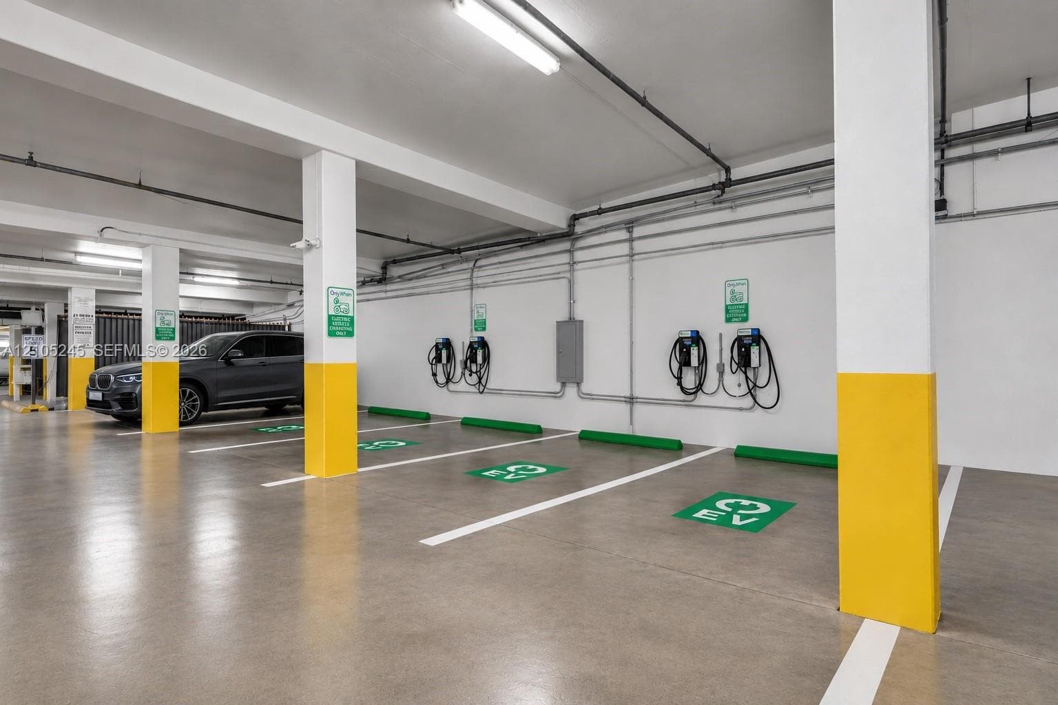 4 Charging Stations