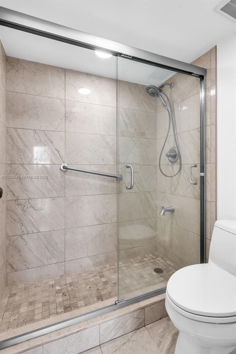 Brickell Bay Club · #2708 in Miami - Photo 20