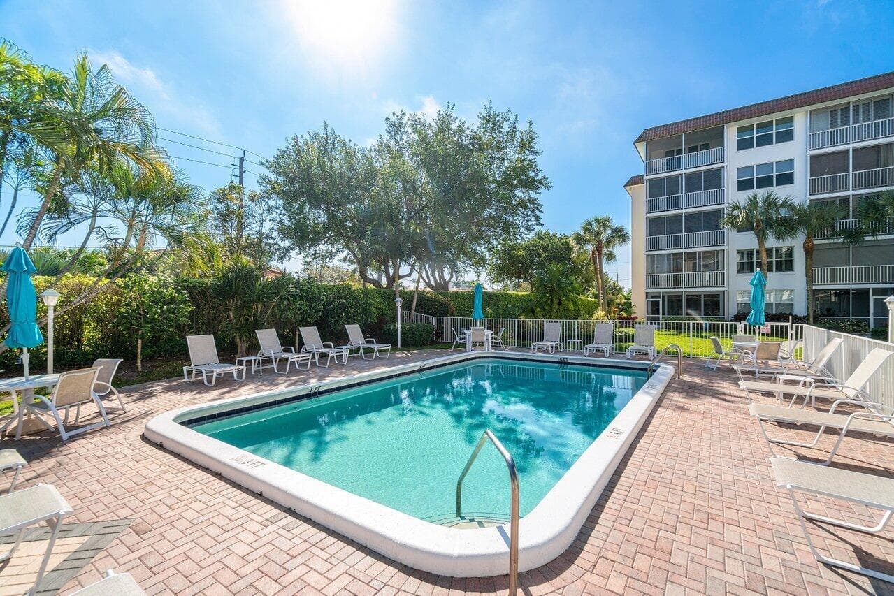 006-TropicBay-FL-SMALL