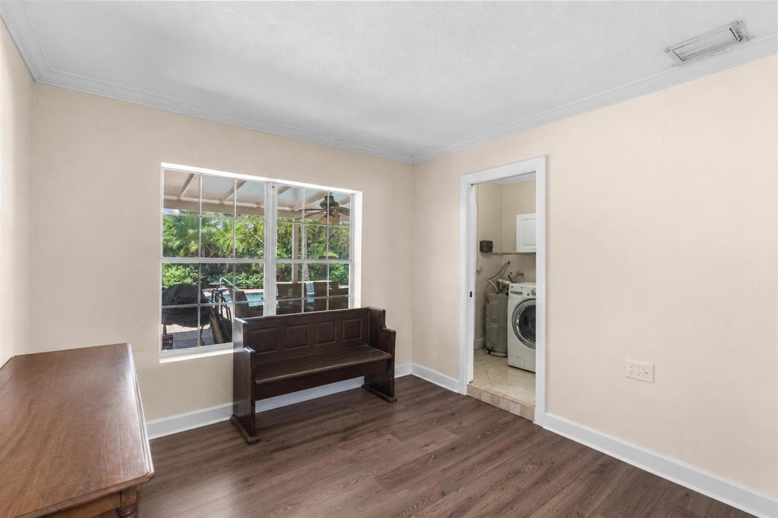 Phil Bloom - 1271 SW 9th Street - AJTPHO