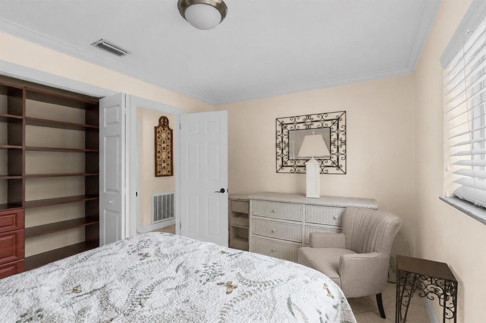 Phil Bloom - 1271 SW 9th Street - AJTPHO