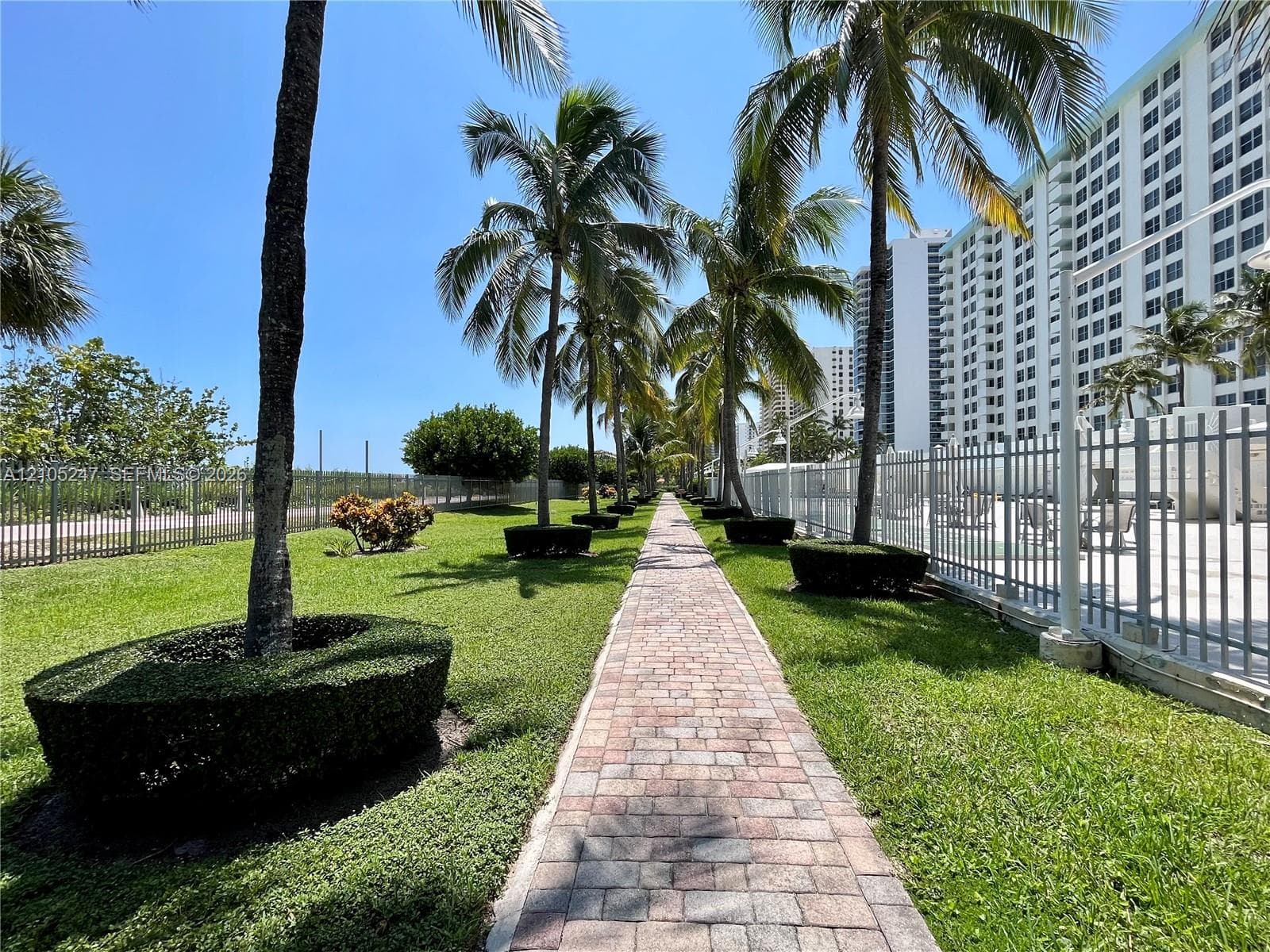 Triton Tower · #904 in Miami Beach - Photo 16
