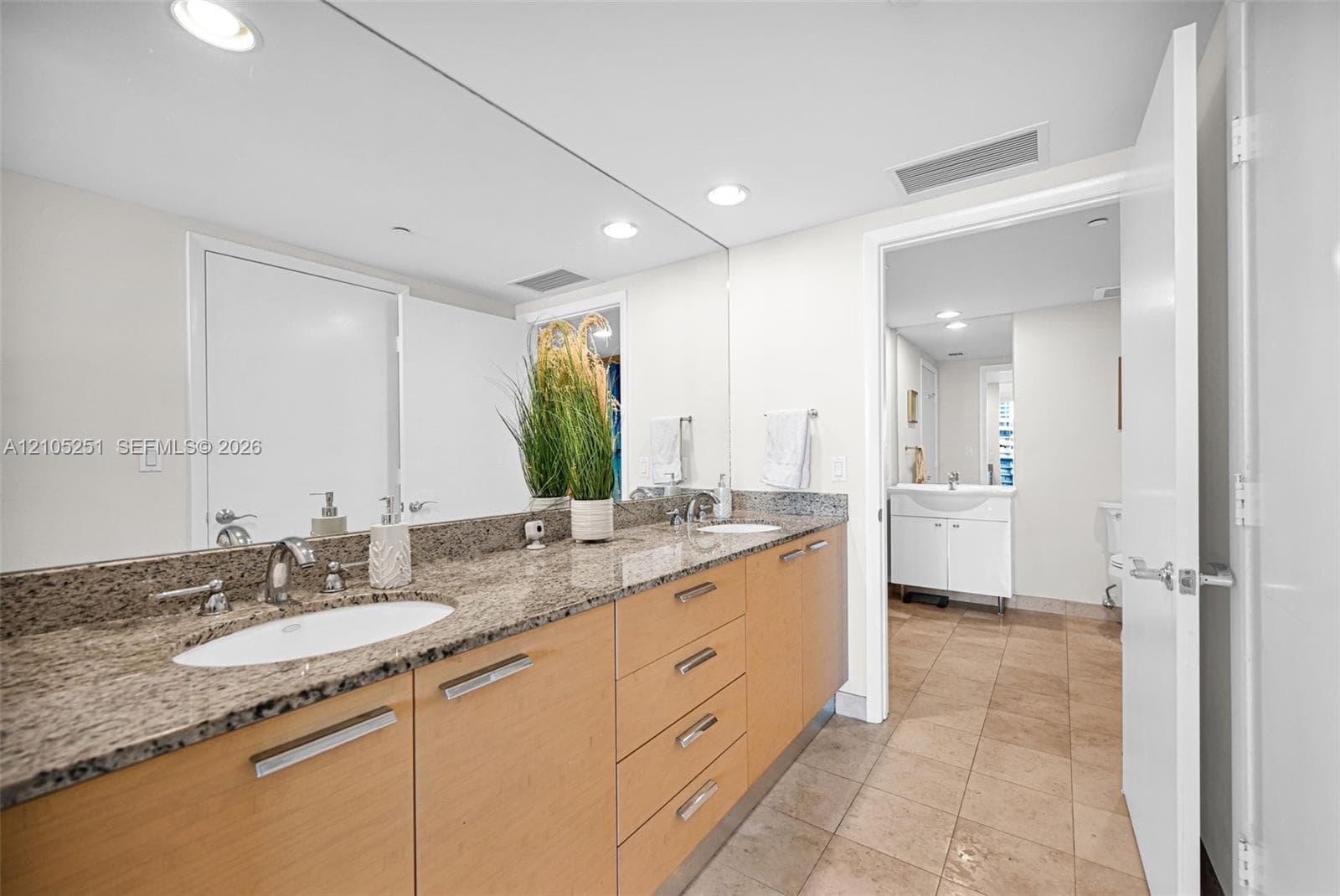 BEACH CLUB CONDO · #706 in Hallandale Beach - Photo 30