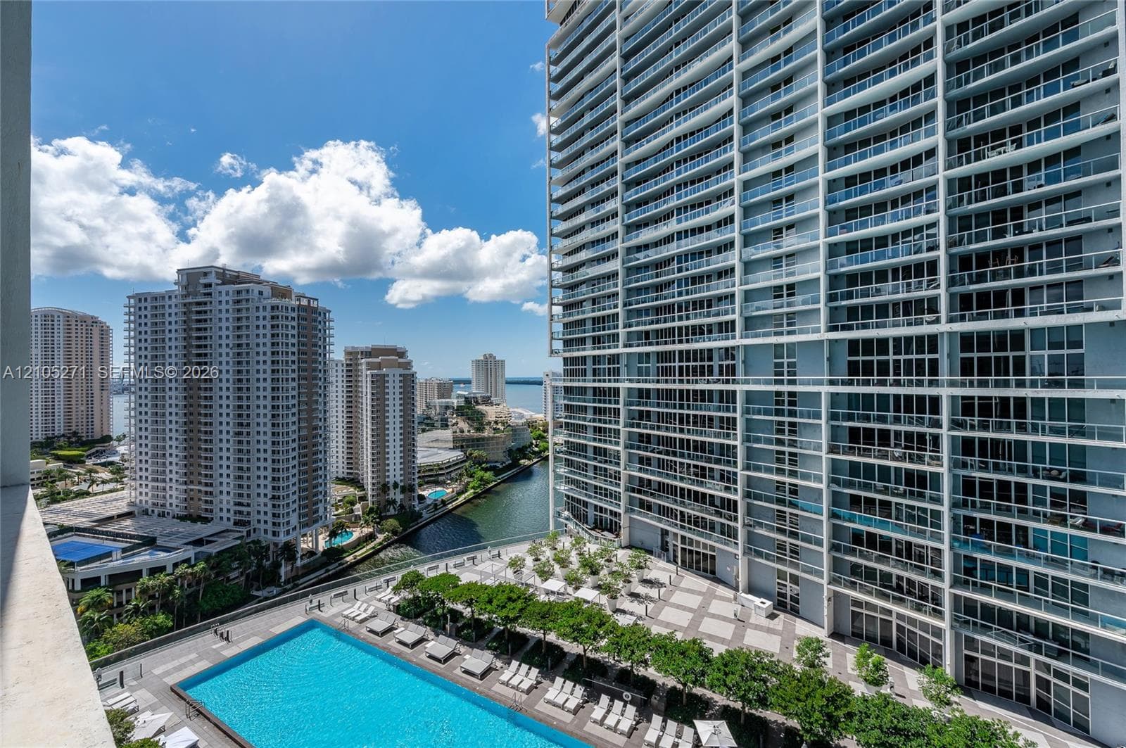 Icon Brickell I · #2209 in Miami - Photo 17