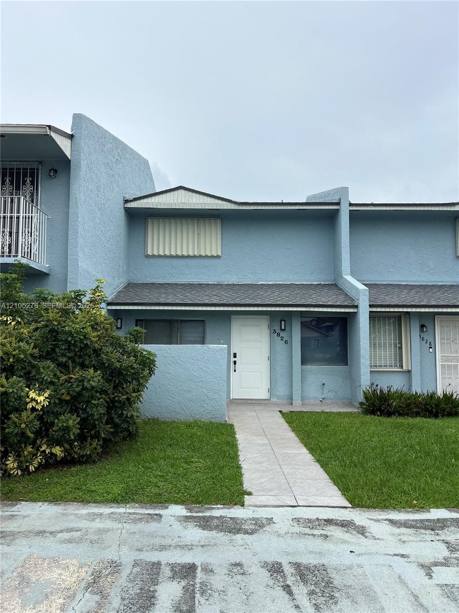 3826 SW 107th Ave # 2 #2-2 photo 6