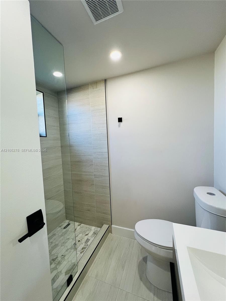 3826 SW 107th Ave # 2 #2-2 photo 8