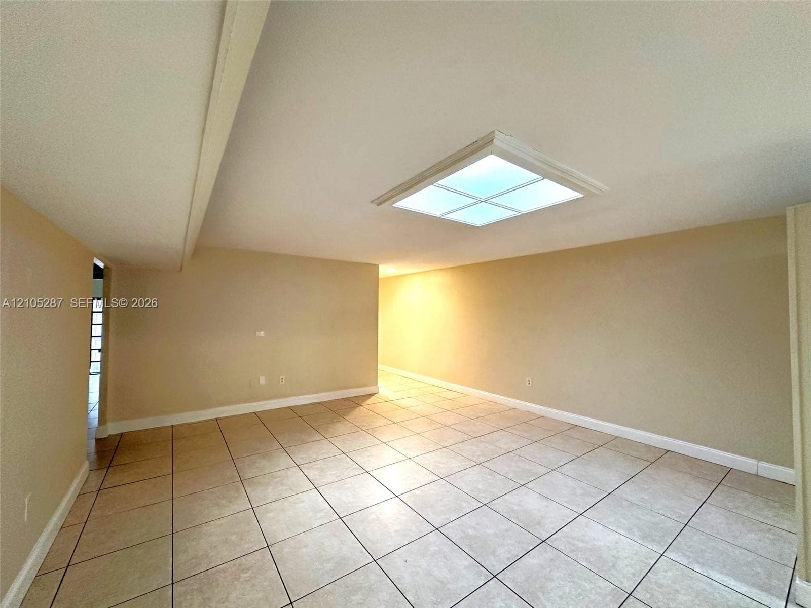 Square tile flooring
