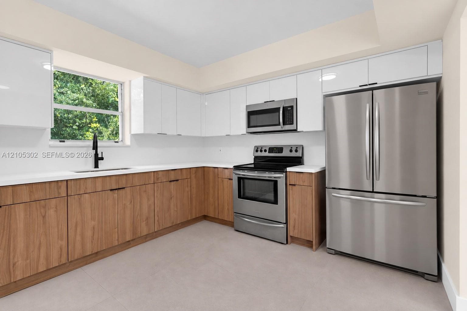 1701 NE 143rd St #1701 photo 8