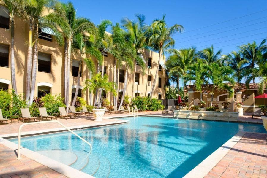 1112 pool 2