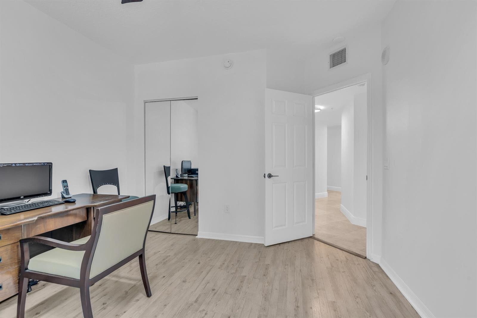 2880 NE 14th Street Cswy 213, Pompano Be