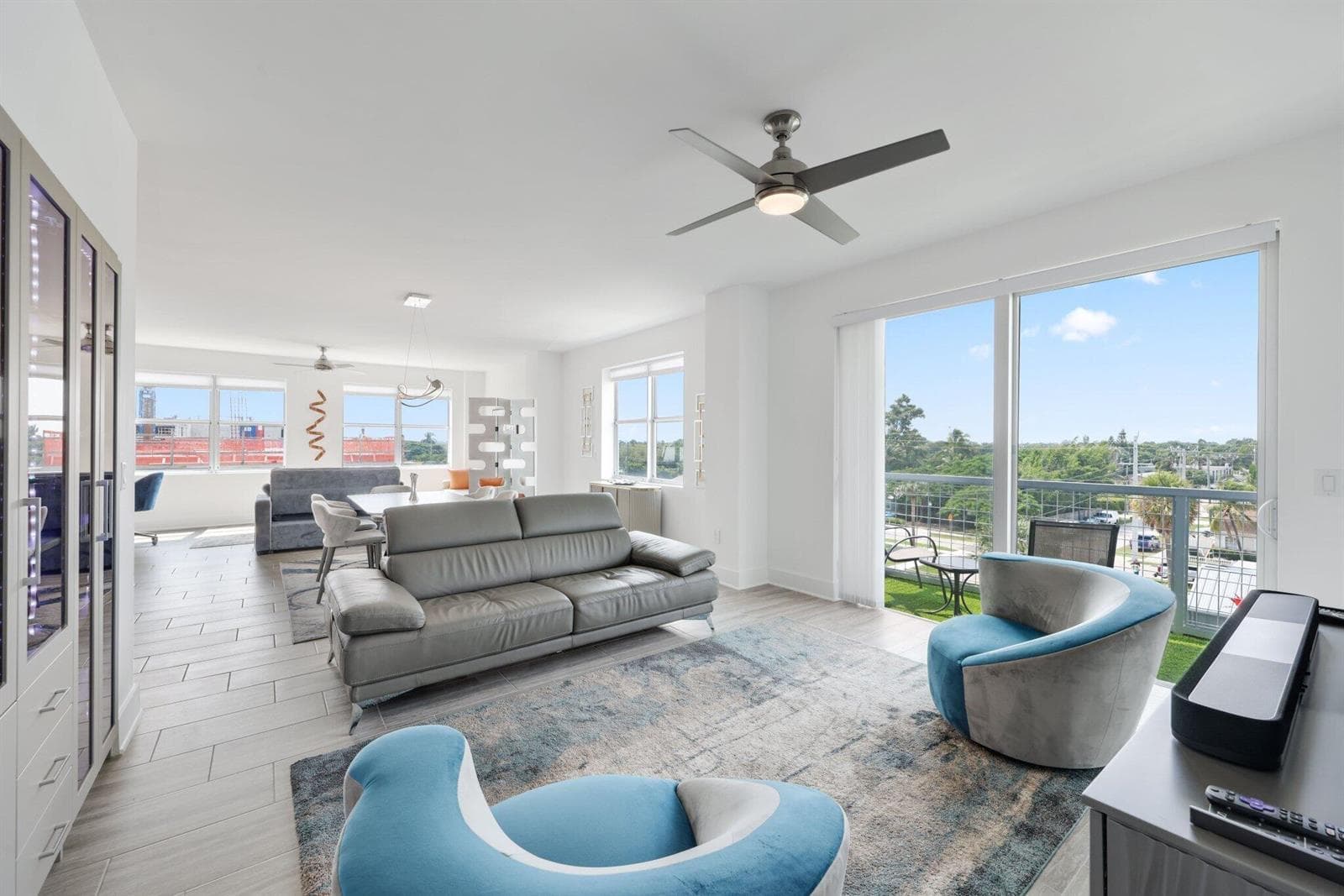 236 Southeast 5th Avenue - 7.jpg-SMALL
