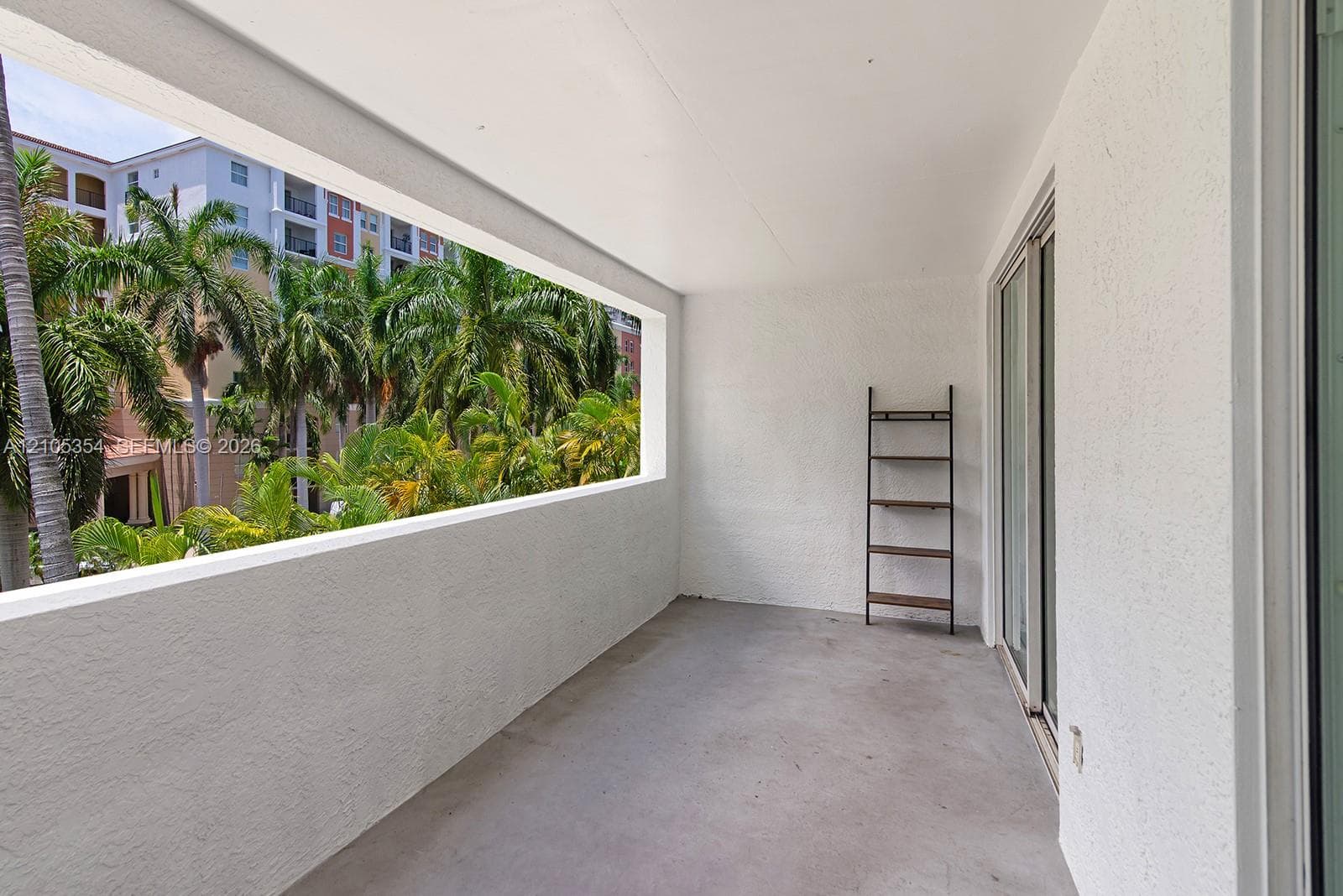 Porto Bellagio · #3307 in Sunny Isles Beach - Photo 17