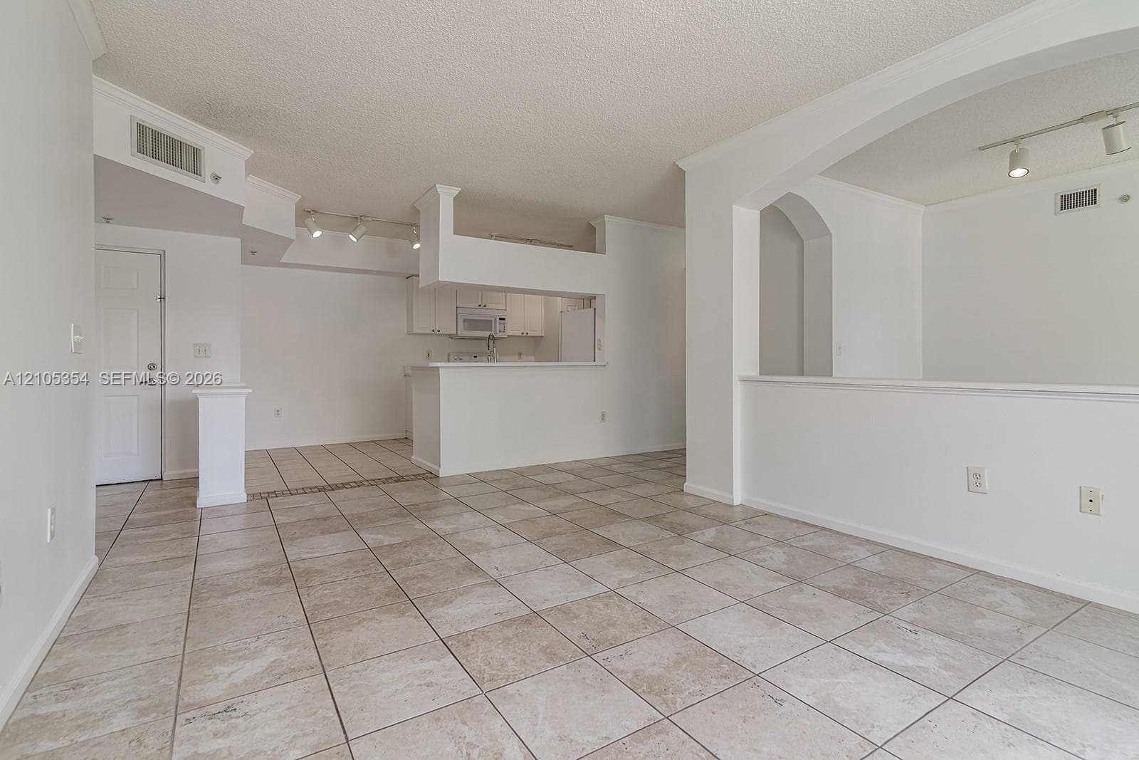 Porto Bellagio · #3307 in Sunny Isles Beach - Photo 7