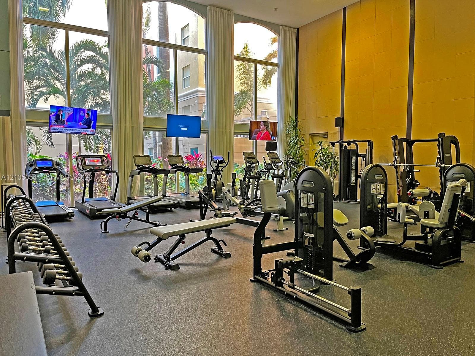 Porto Bellagio · #3307 in Sunny Isles Beach - Photo 38