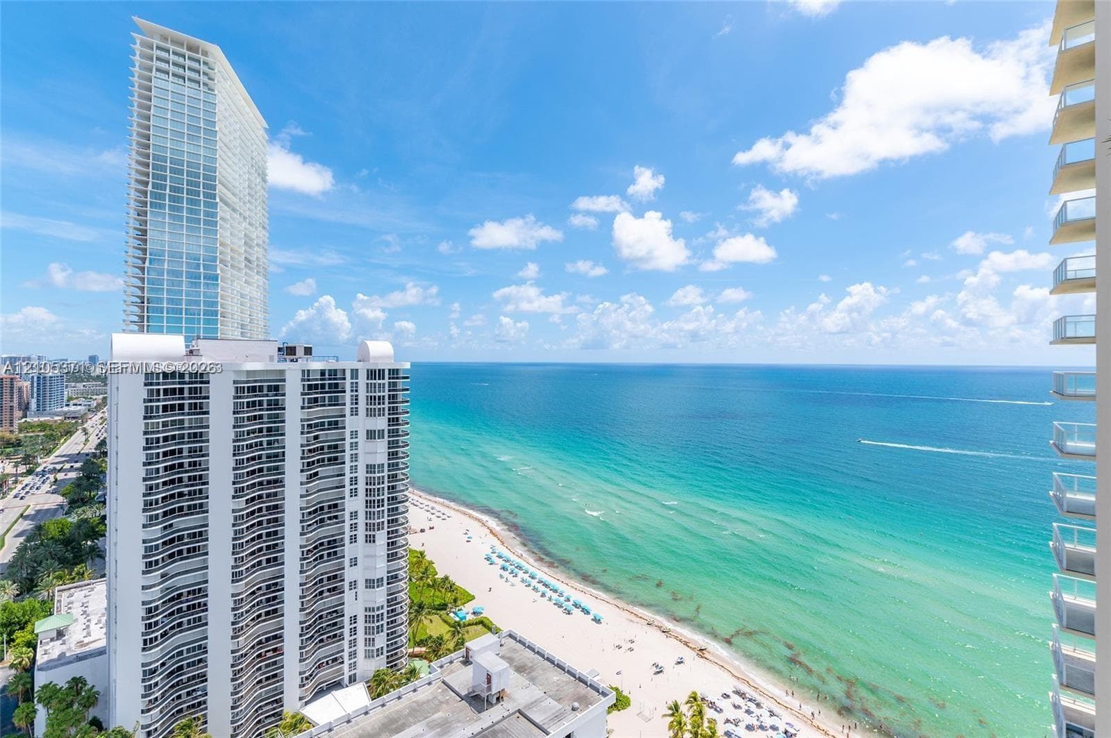 La Perla · #1104 in Sunny Isles Beach - Photo 36