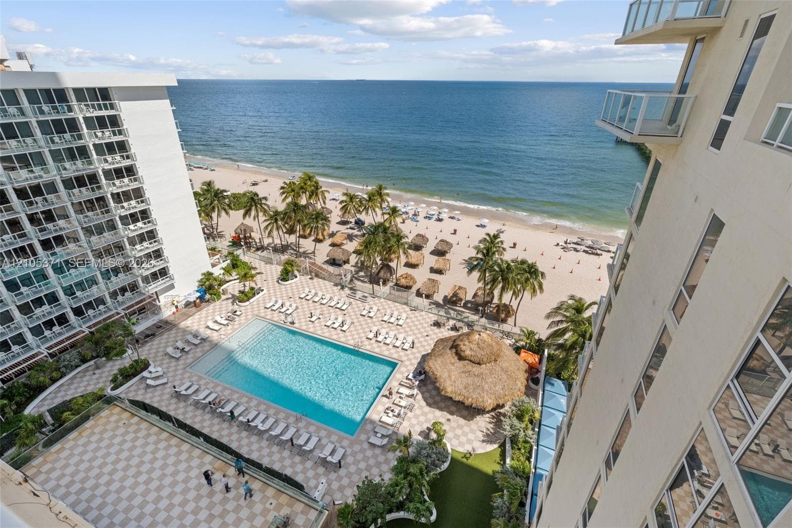 La Perla · #1104 in Sunny Isles Beach - Photo 24