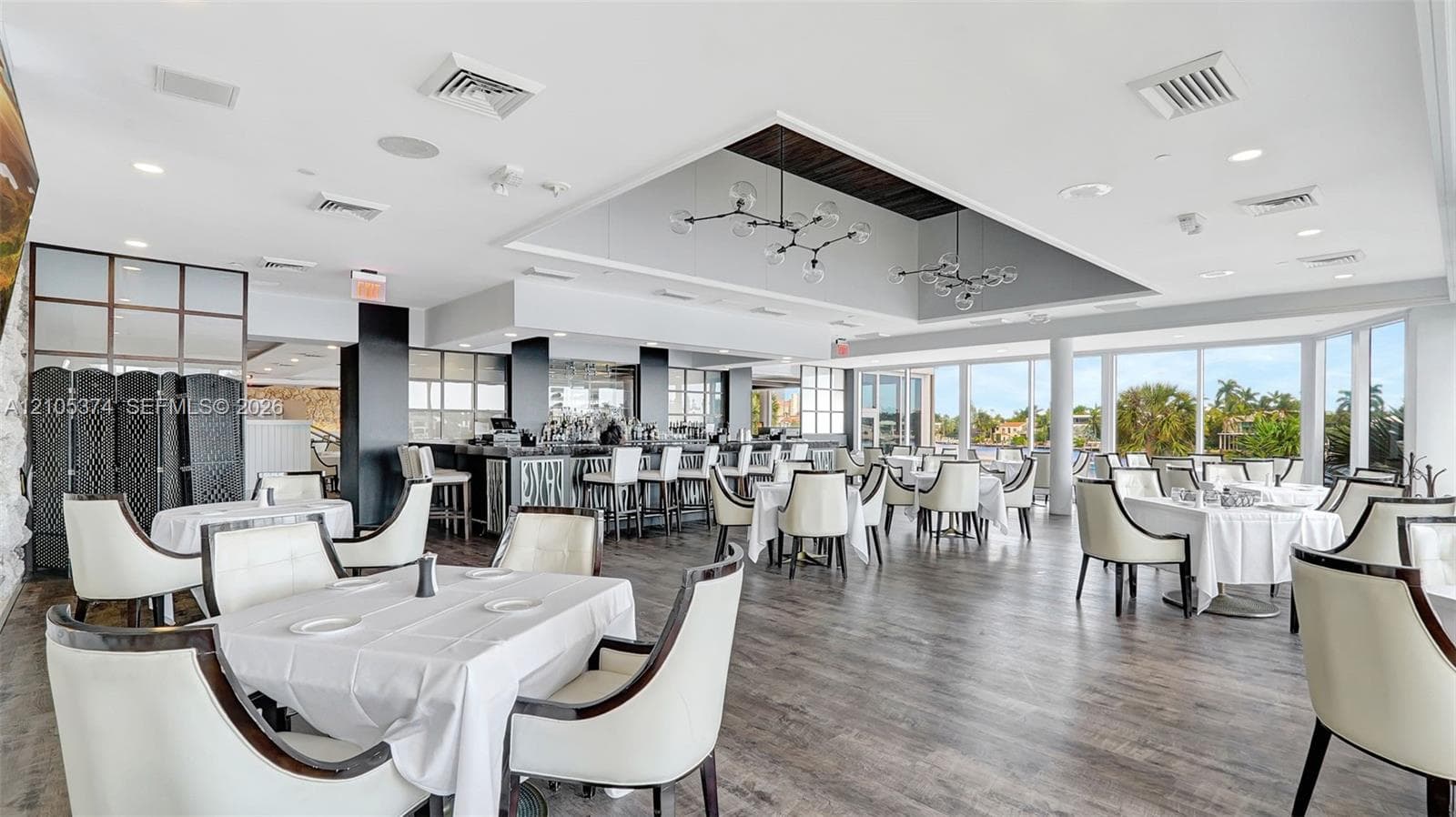 Hamptons Restaurant