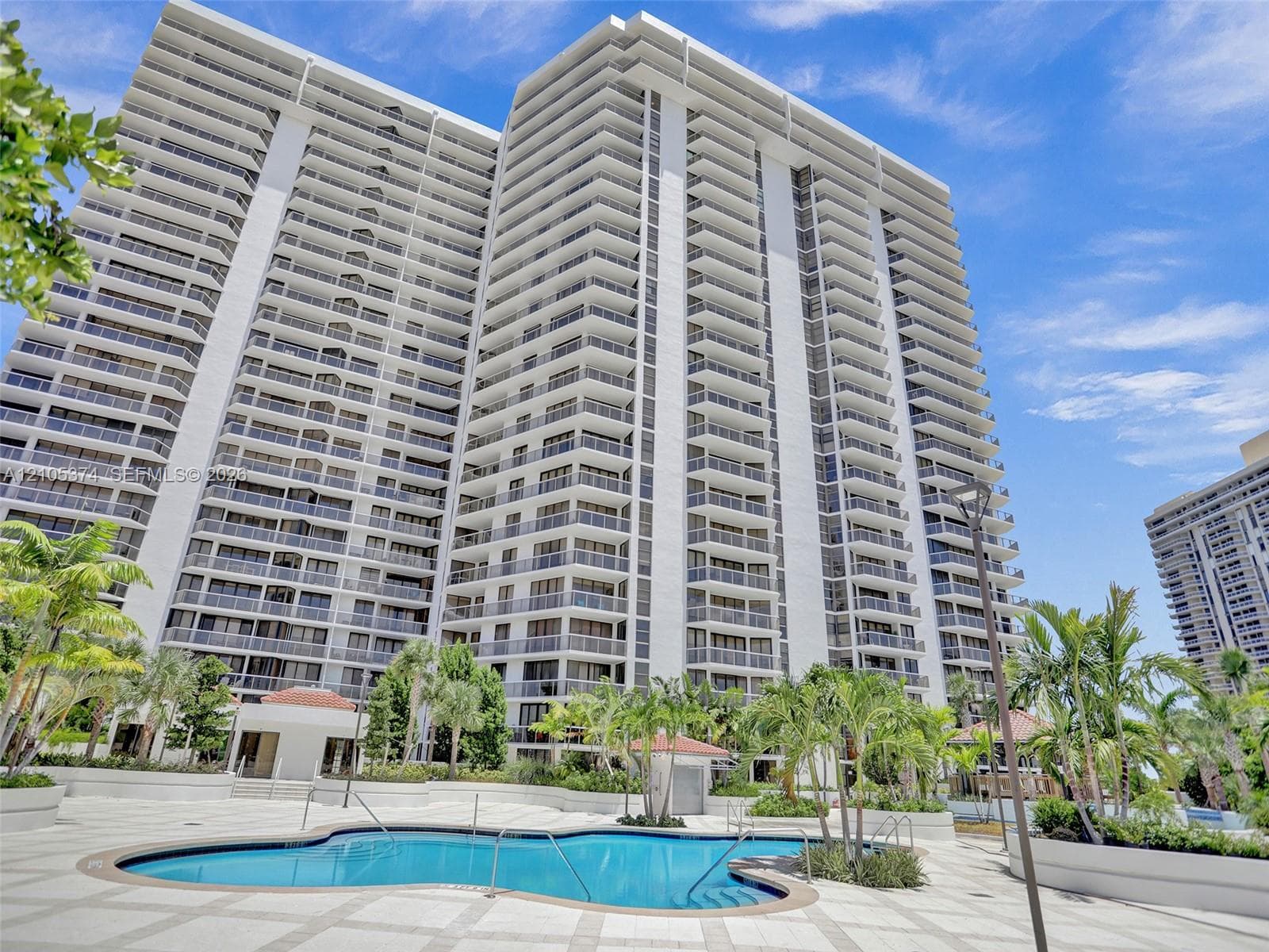 Hamptons West · #2409 in Aventura - Photo 7