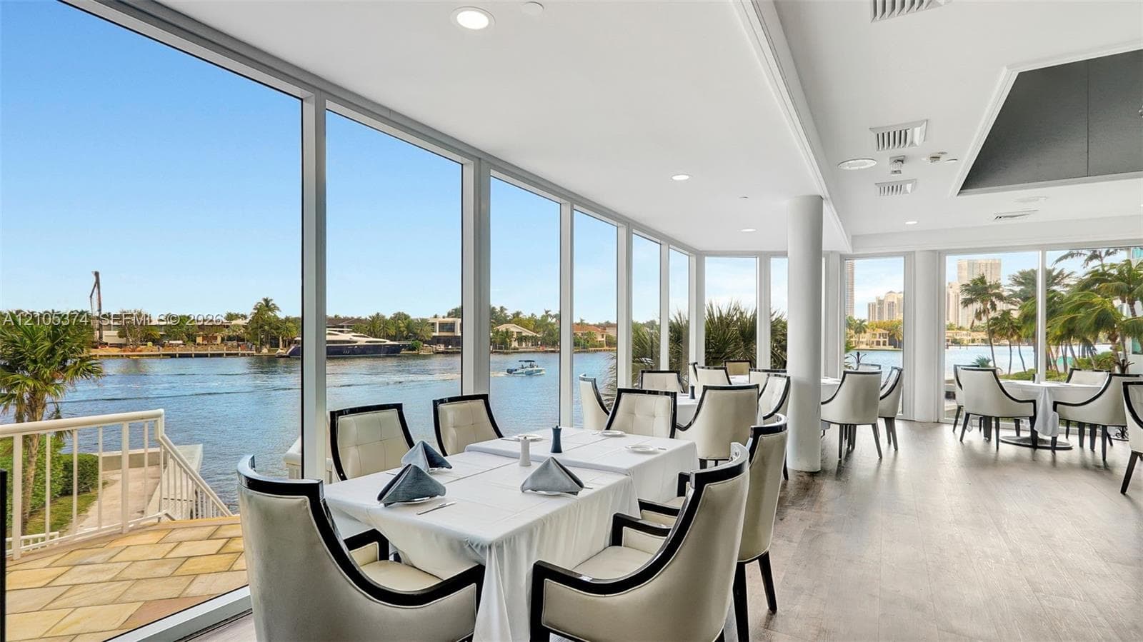 Hamptons Restaurant