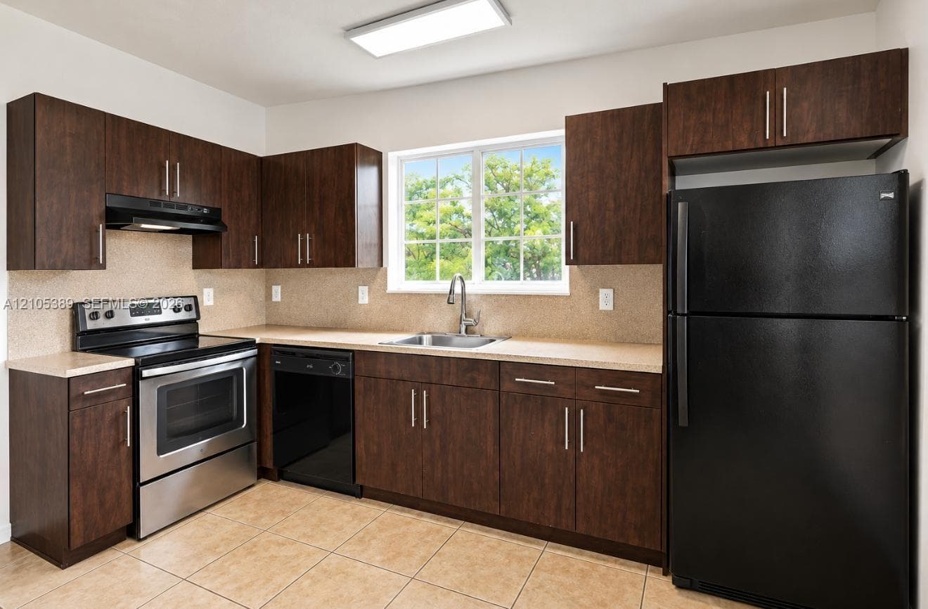 REV PL SEC 2 CC ESTATES · #20 in Miami Springs - Photo 1