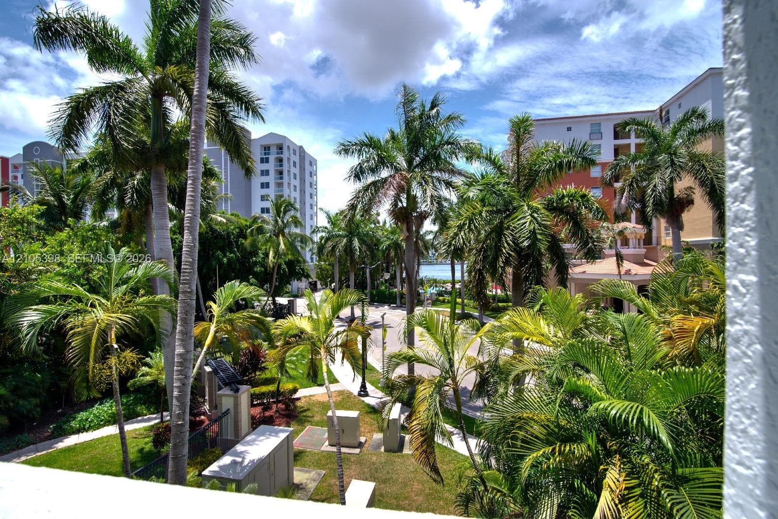 Porto Bellagio · #3307 in Sunny Isles Beach - Photo 18