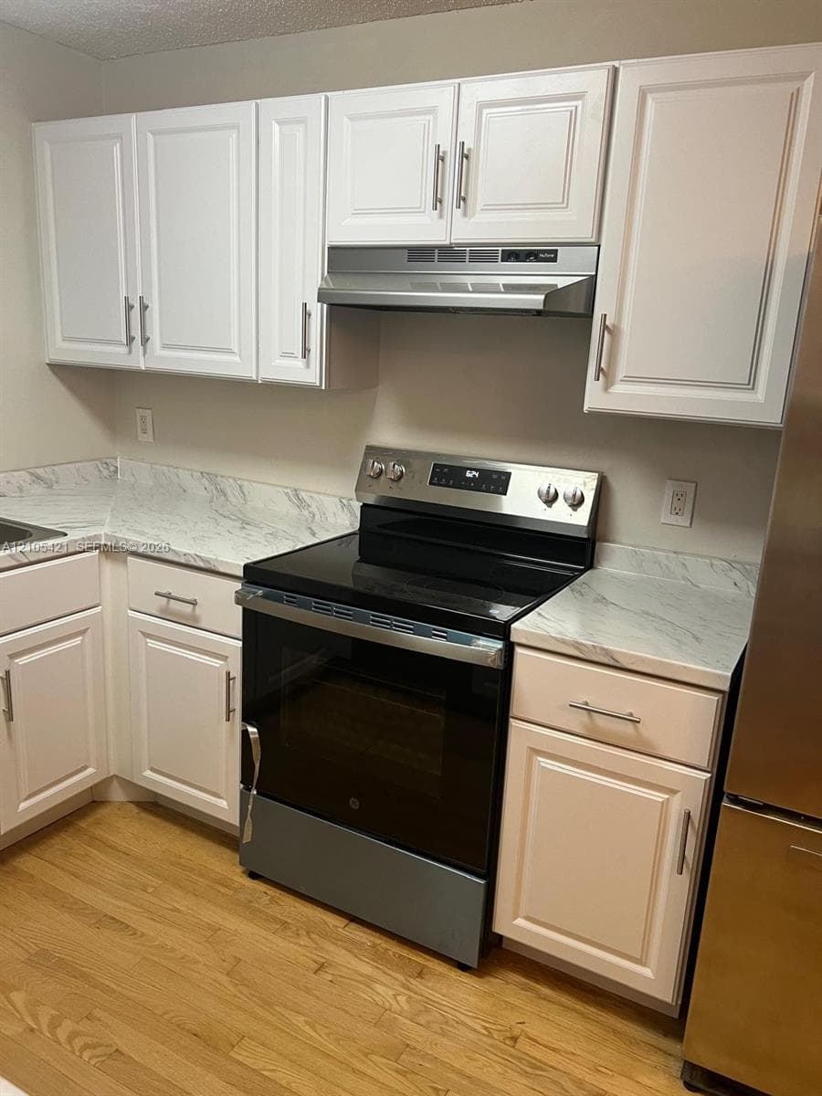3340 Torremolinos Ave # 40 #A-40 photo 4
