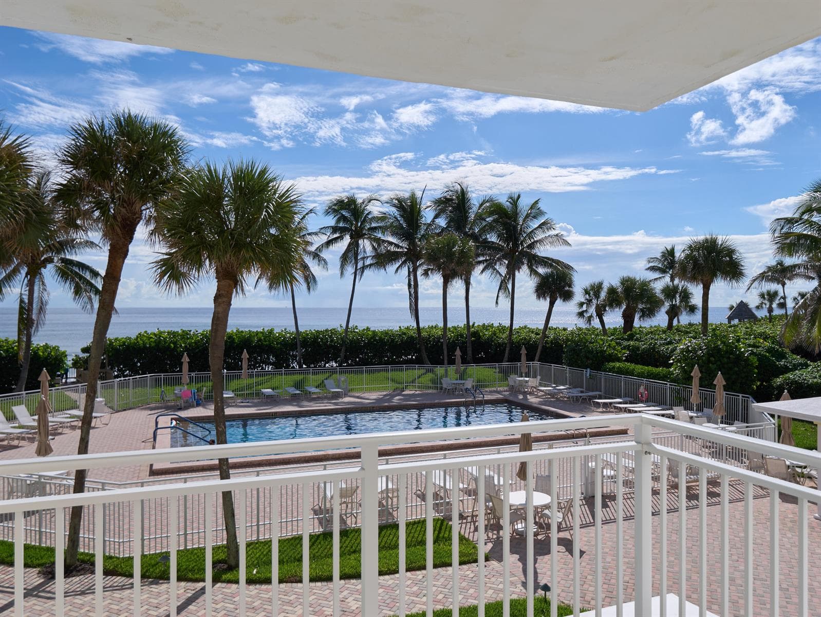 Direct Oceanfront Living
