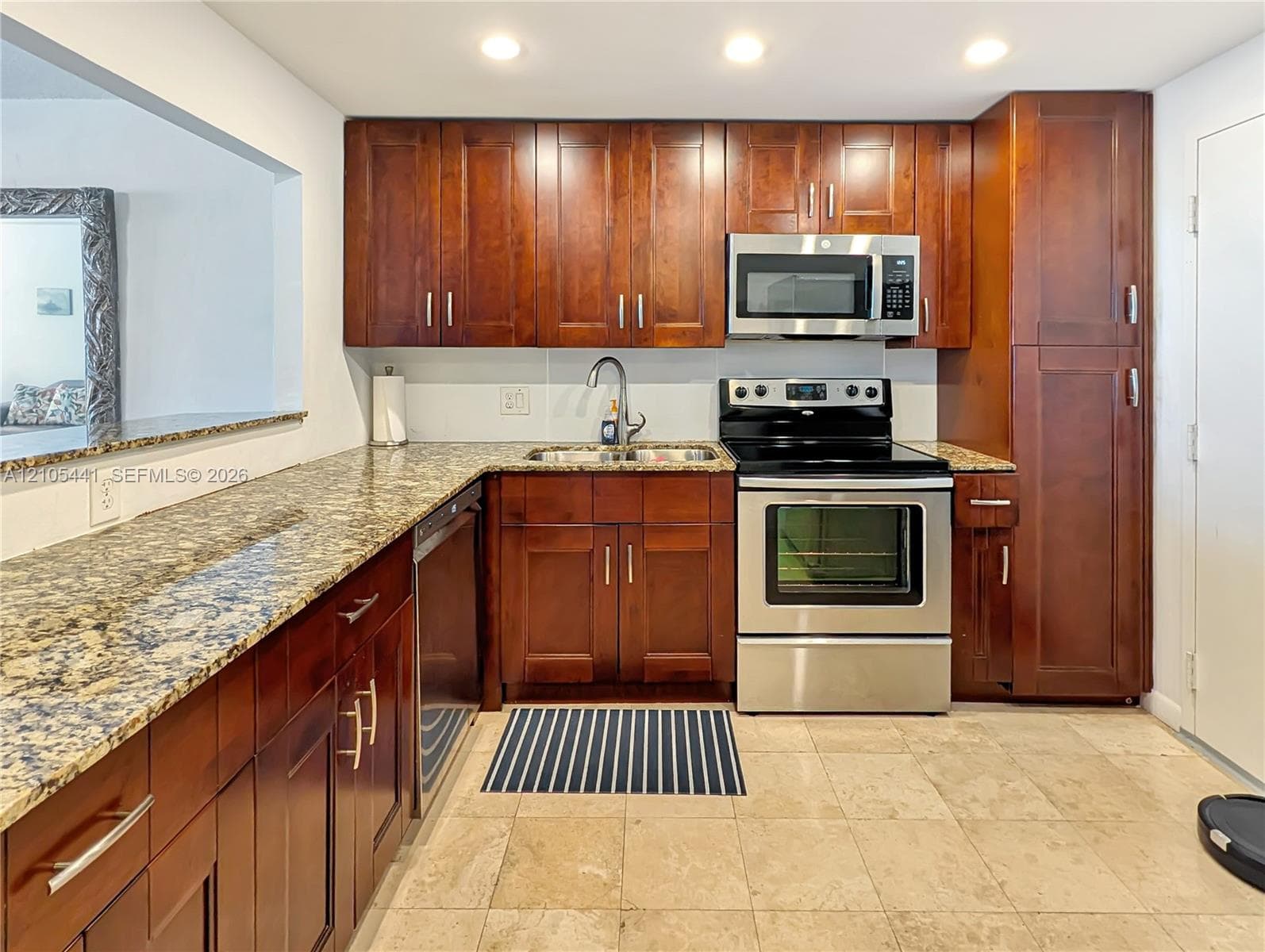 Golden Horn · #15F in Hallandale Beach - Photo 6