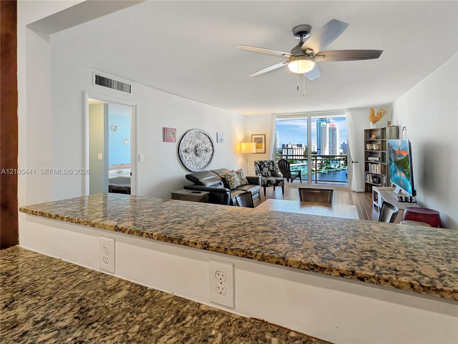 Golden Horn · #15F in Hallandale Beach - Photo 10