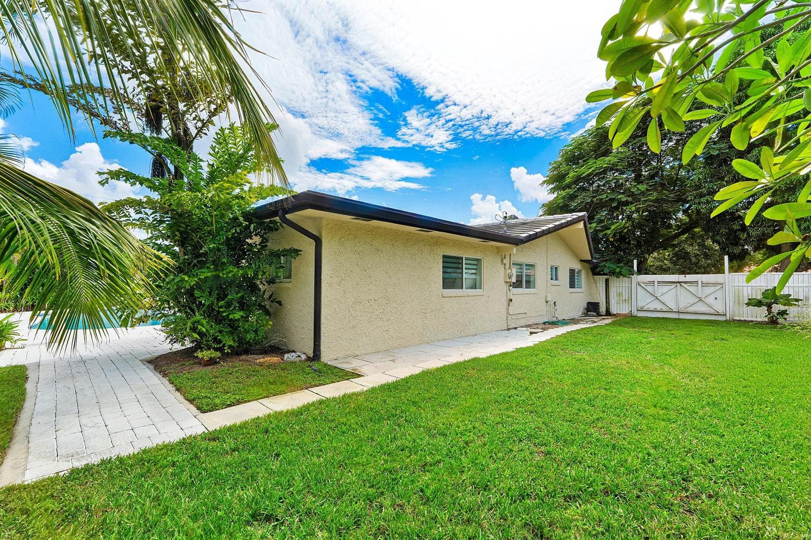 037-2013ArdleyRoad-NorthPalmBeach-FL-334