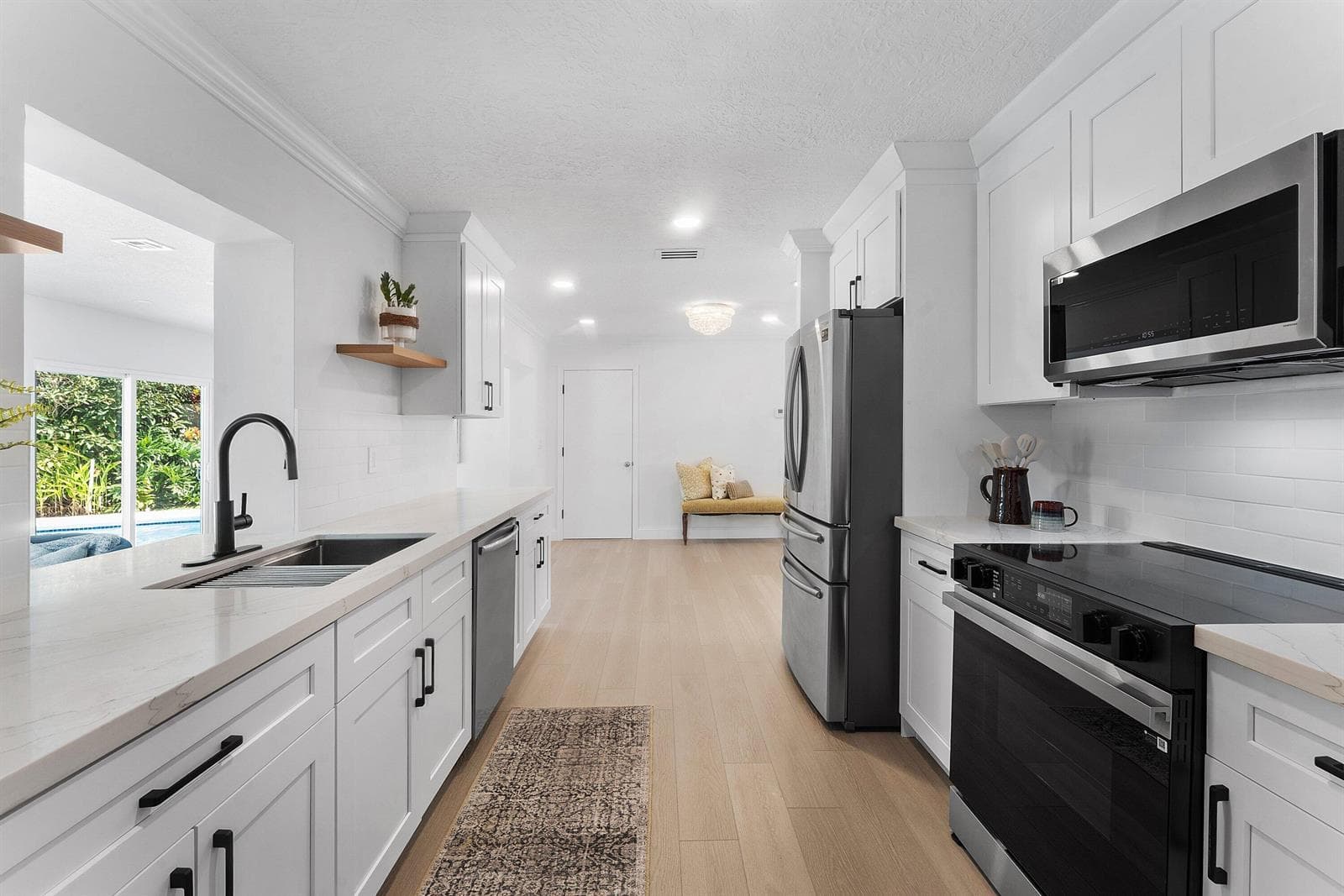 011-2013ArdleyRoad-NorthPalmBeach-FL-334
