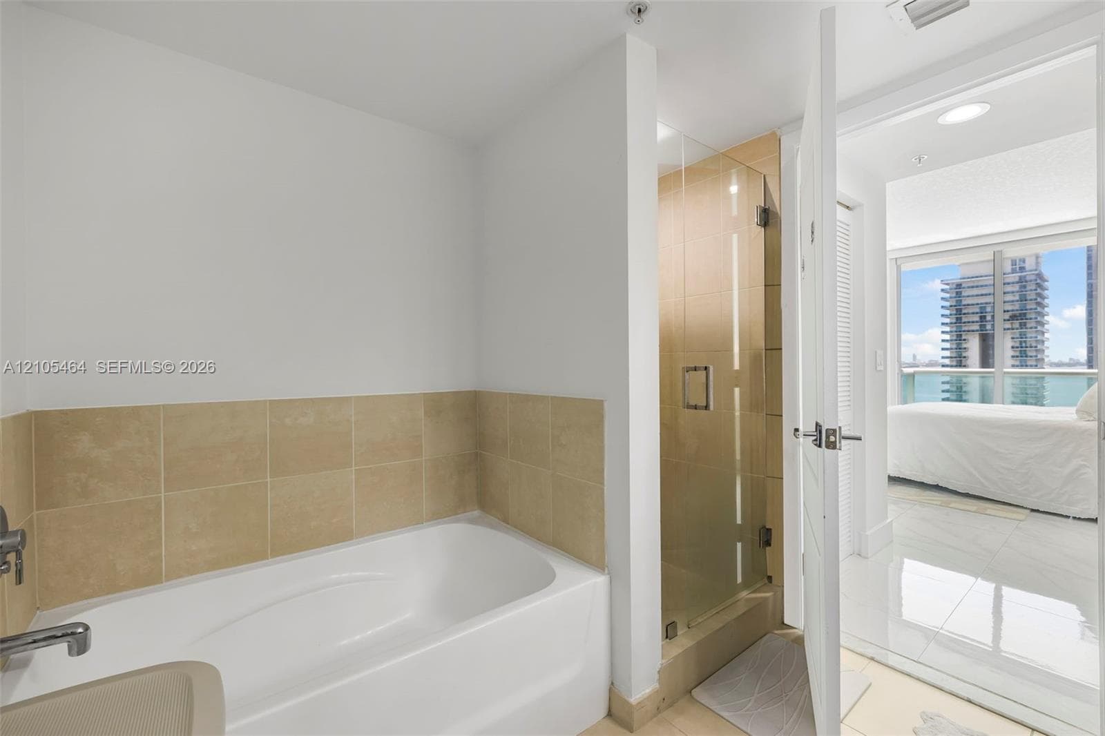Gallery Art Condos · #1509 in Miami - Photo 26