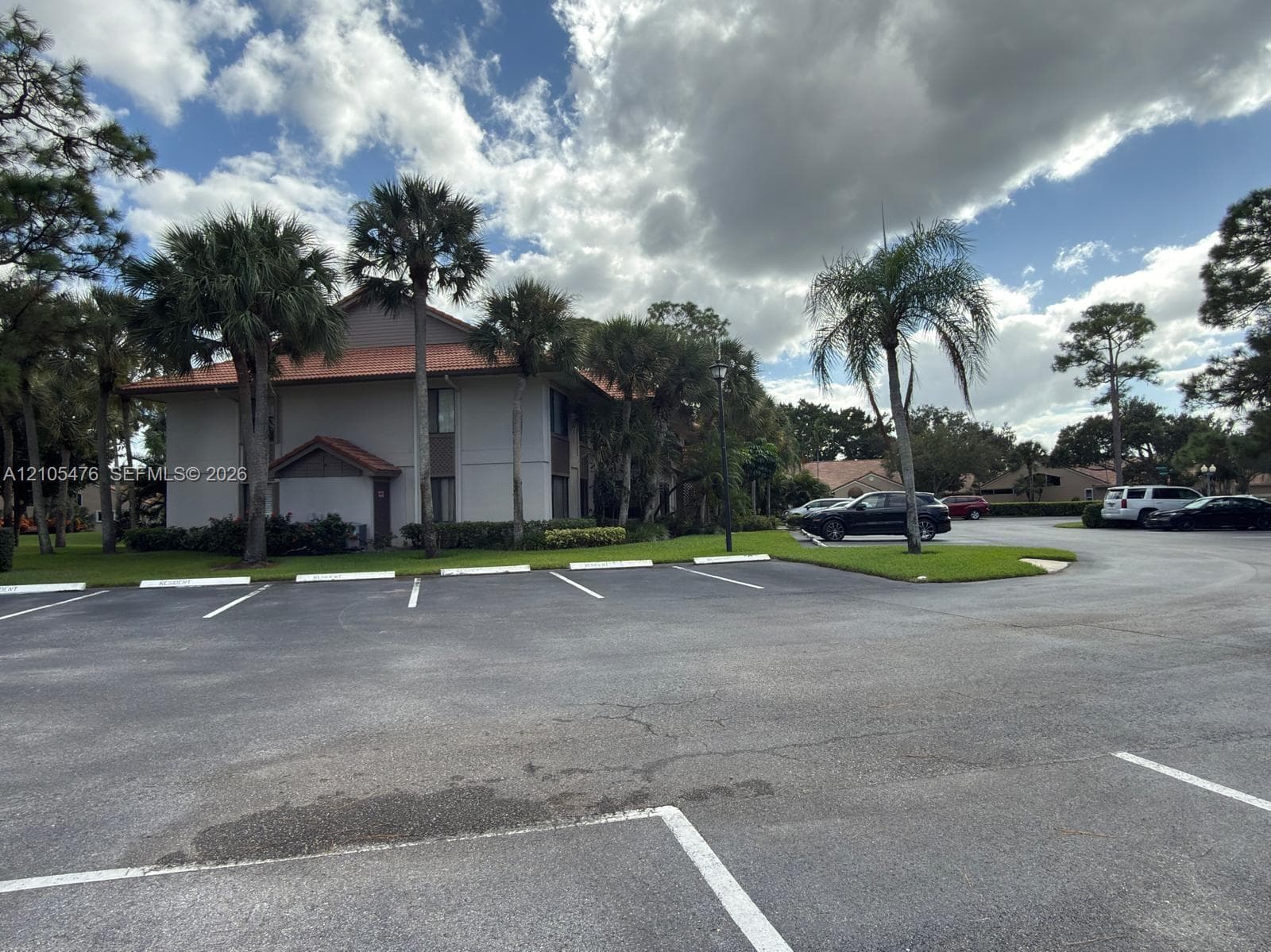 DUNBAR WOODS CONDO I II A · #104 in Palm Beach Gardens - Photo 5