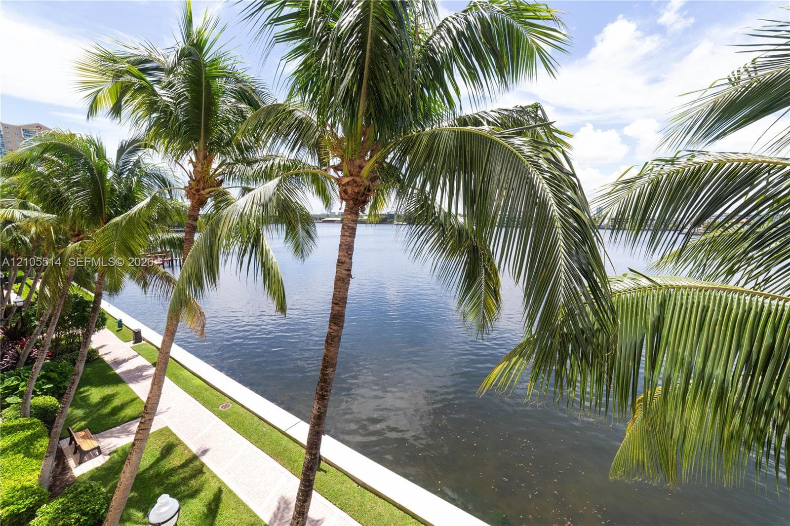 Porto Bellagio · #1407 in Sunny Isles Beach - Photo 30