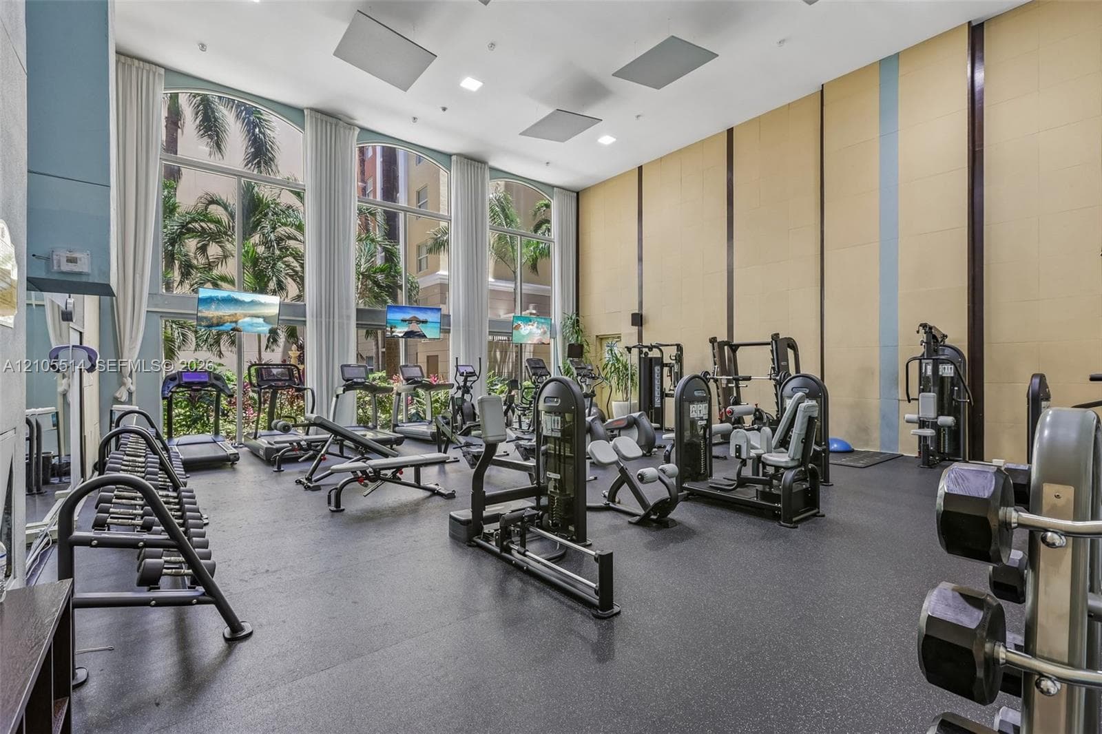 Porto Bellagio · #1407 in Sunny Isles Beach - Photo 37
