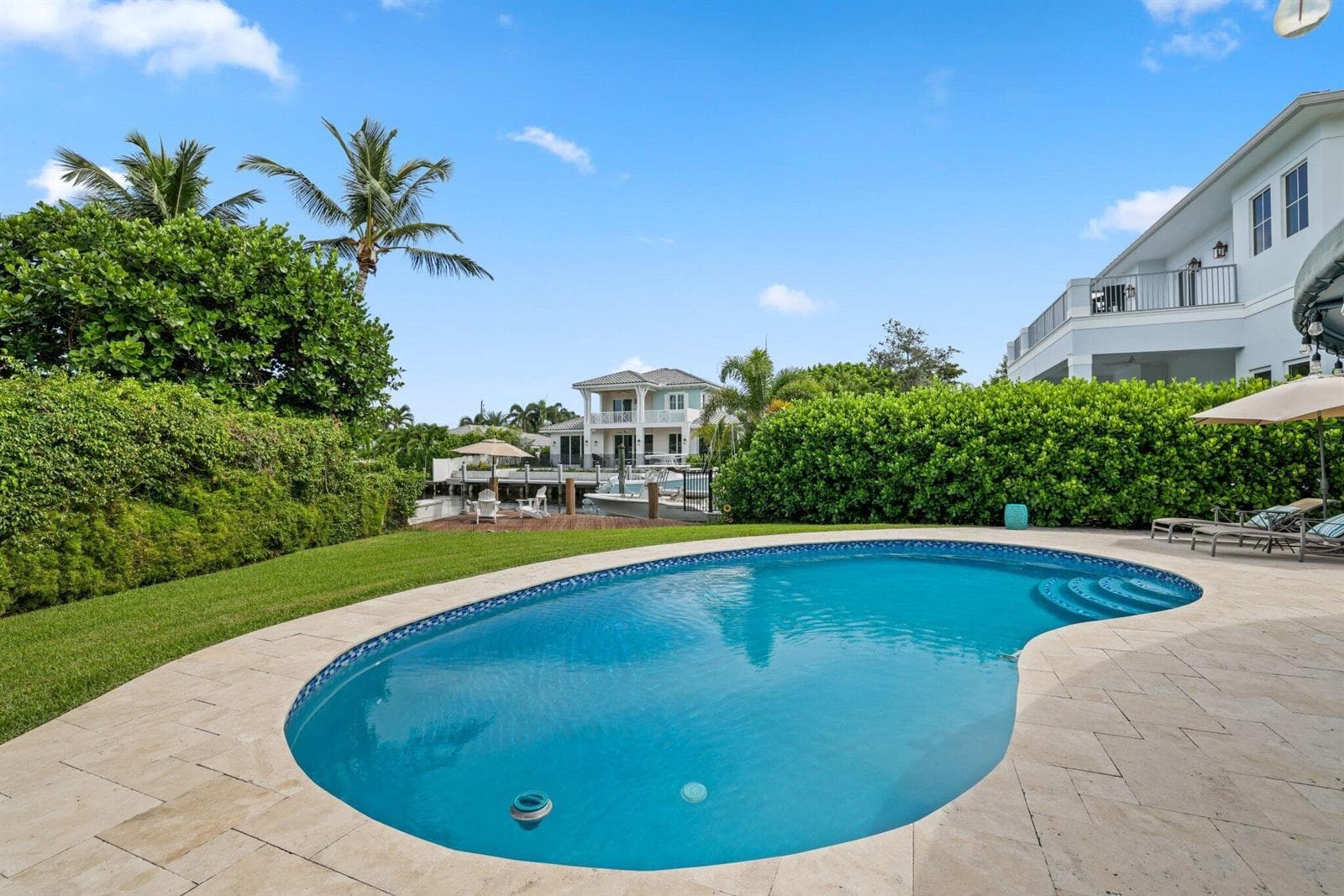 910 Banyan Drive - 35.jpg-SMALL