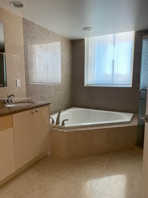DUO CONDOMINIUM EAST · #1506E in Hallandale Beach - Photo 12