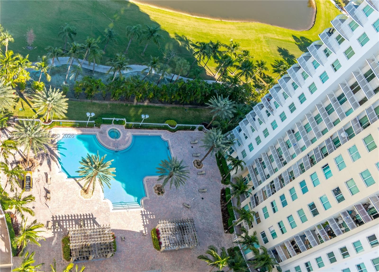 DUO CONDOMINIUM EAST · #1506E in Hallandale Beach - Photo 3