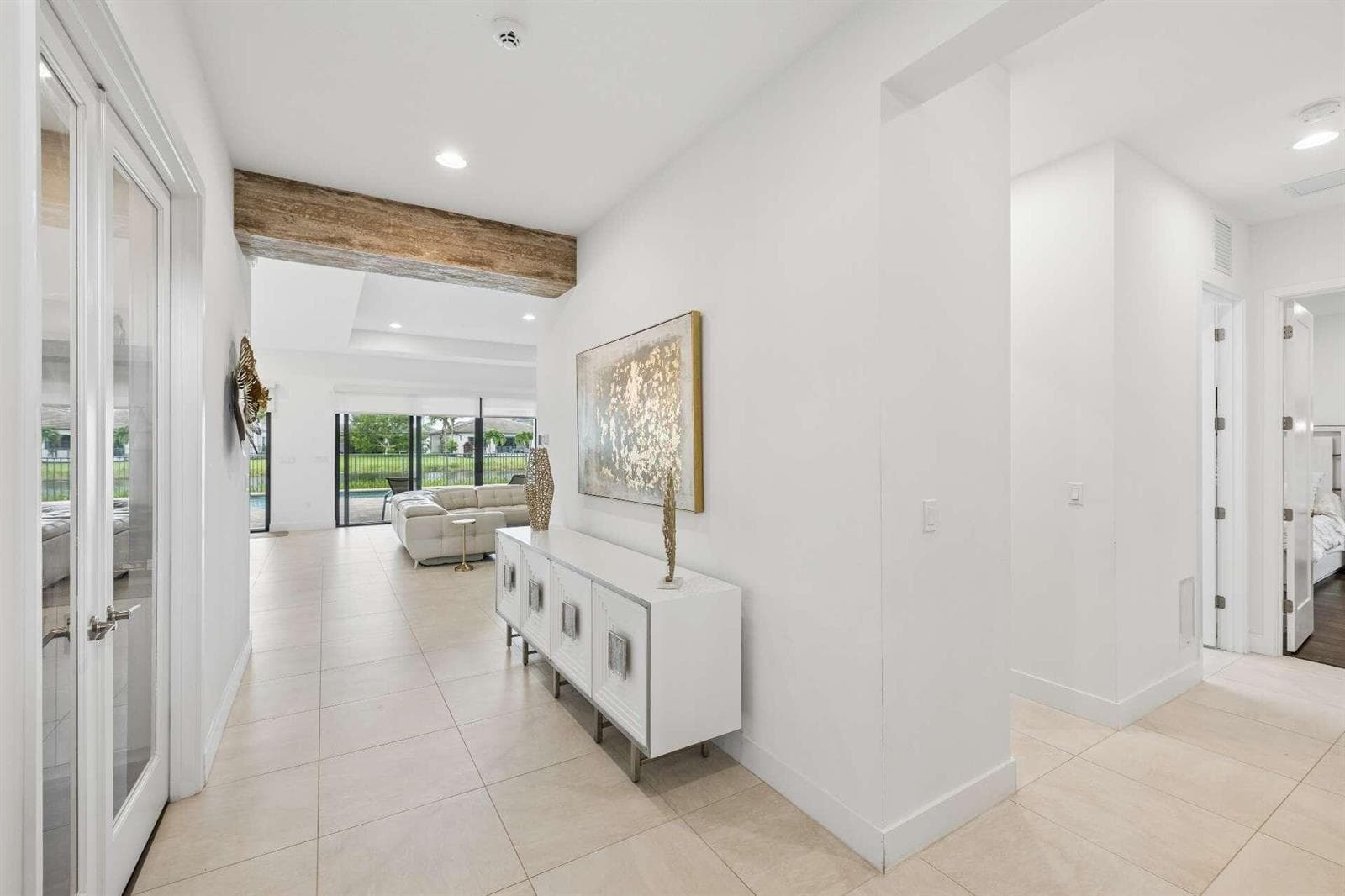 ENTRY HALLWAY