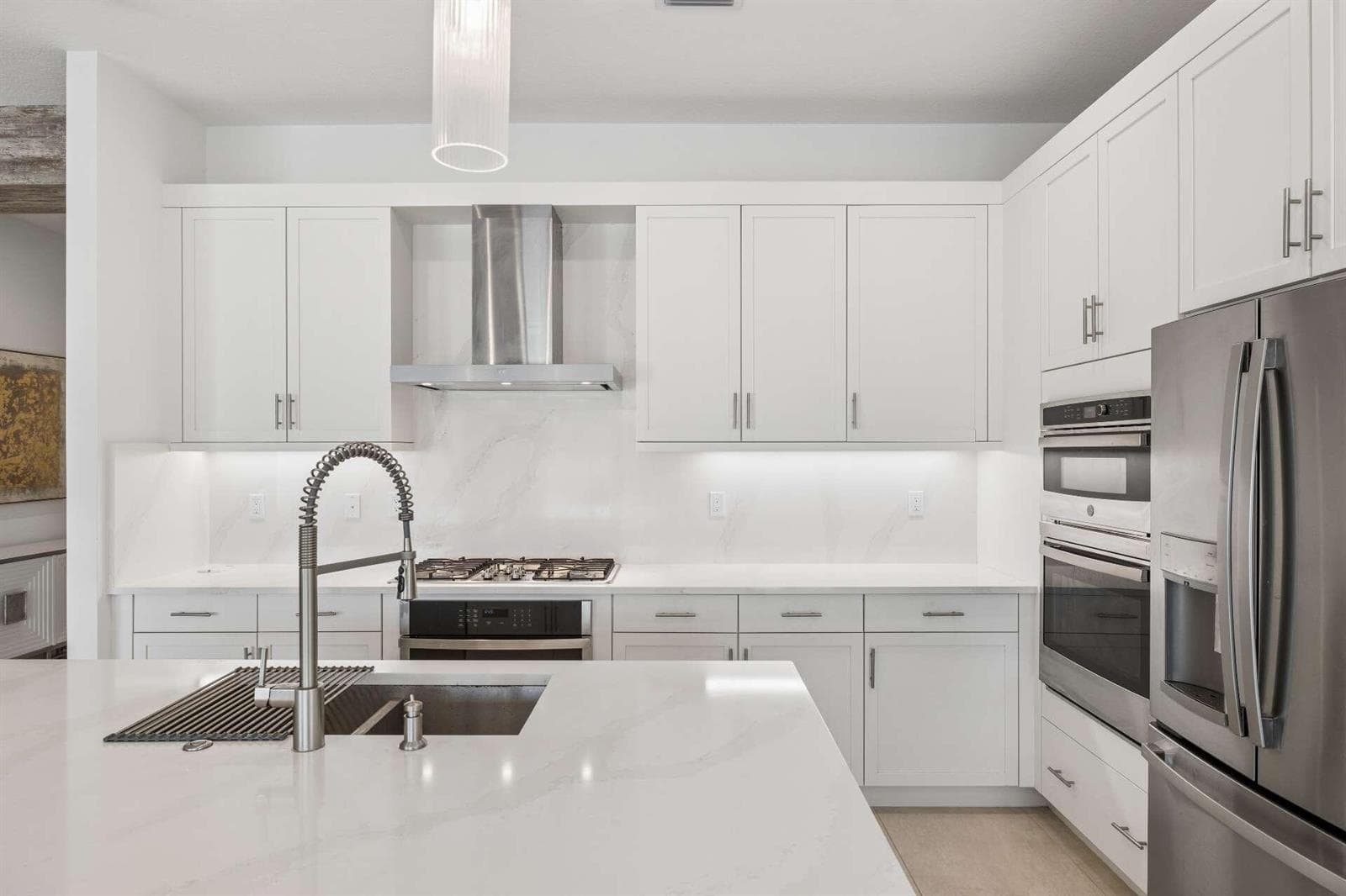 GOURMET KITCHEN
