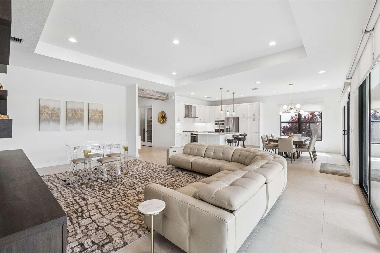 GREAT ROOM