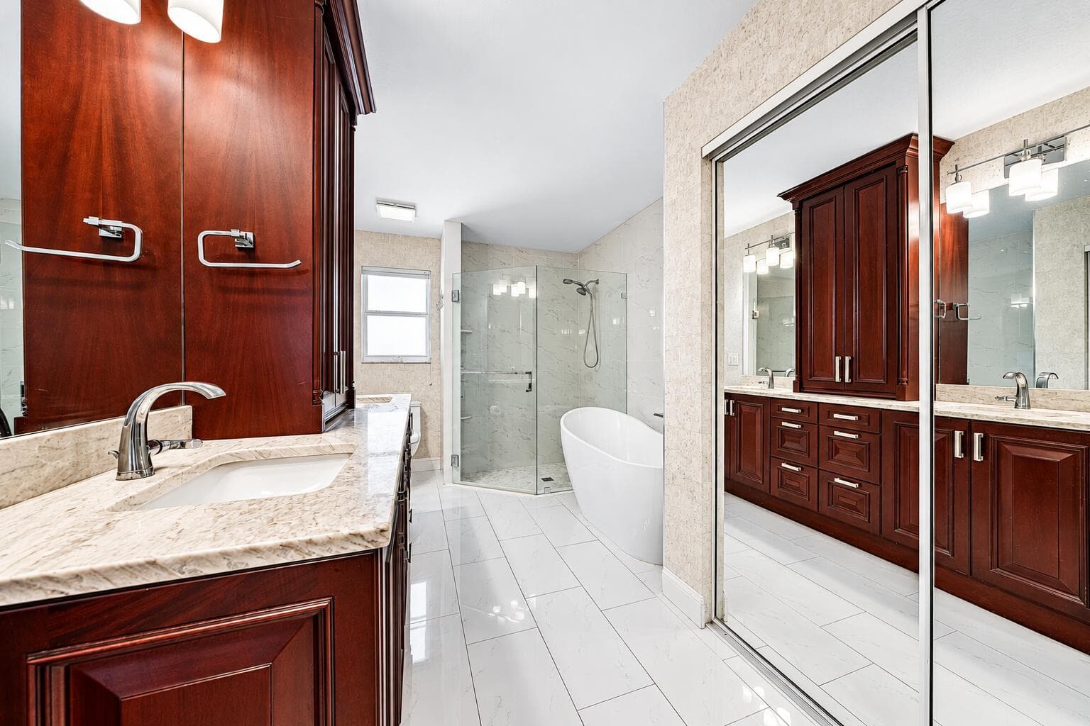 Main Bedroom Ensuite Bathroom