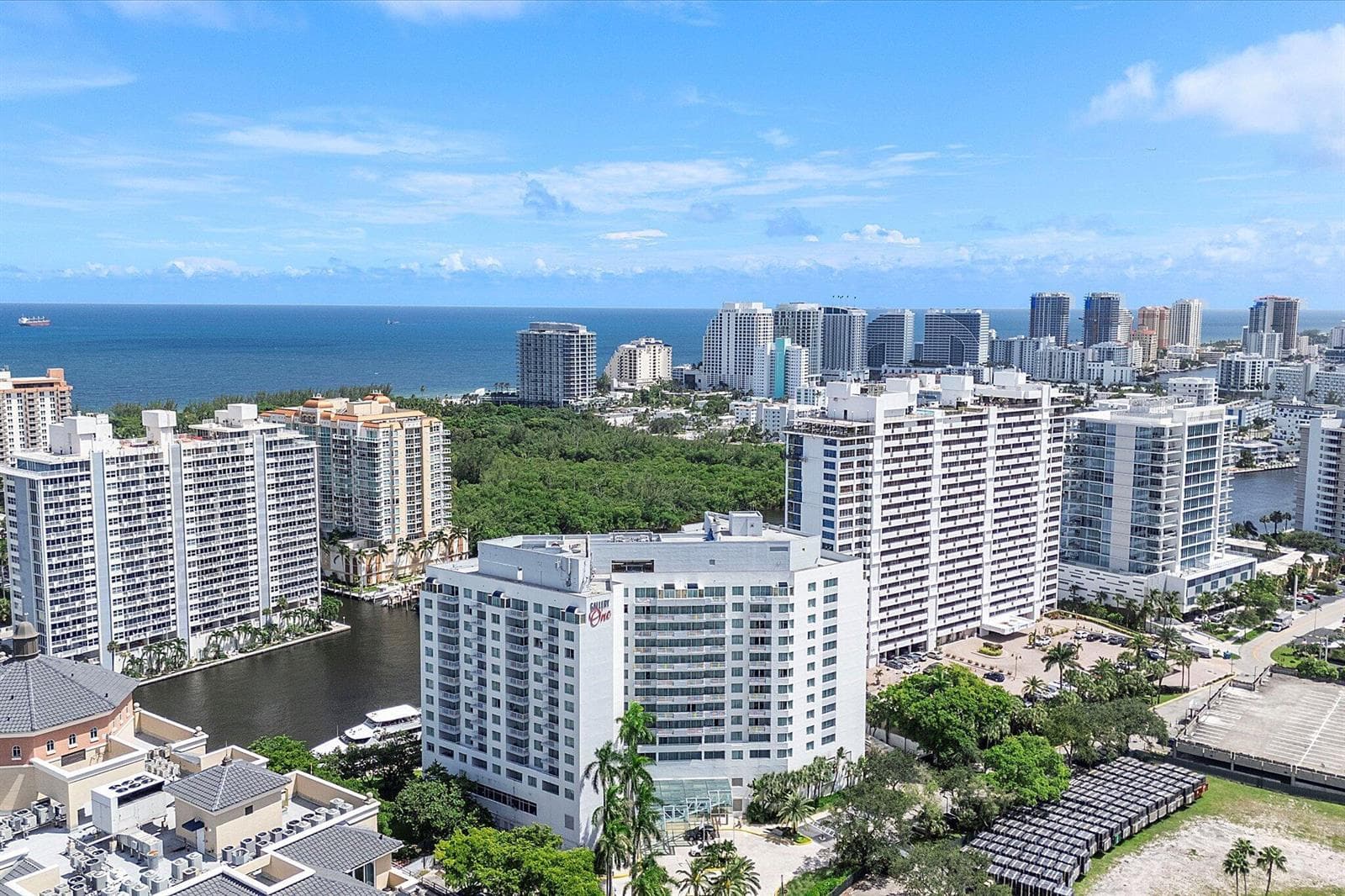 49-2670 E Sunrise Blvd #409 drone_049